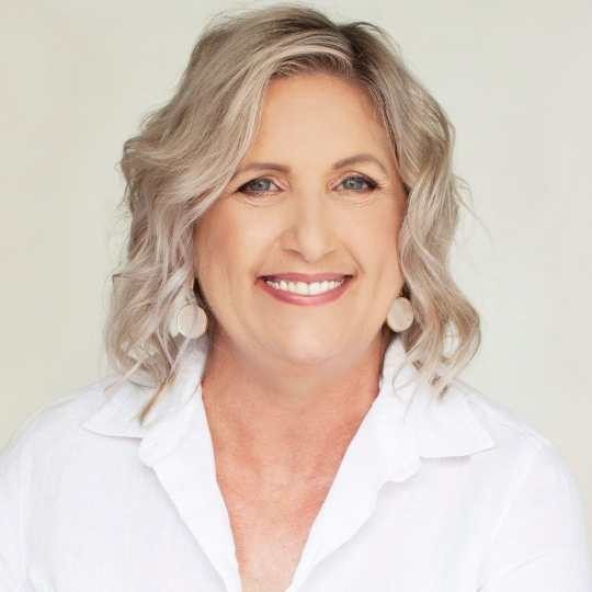 Kay Ridge - Dash Social